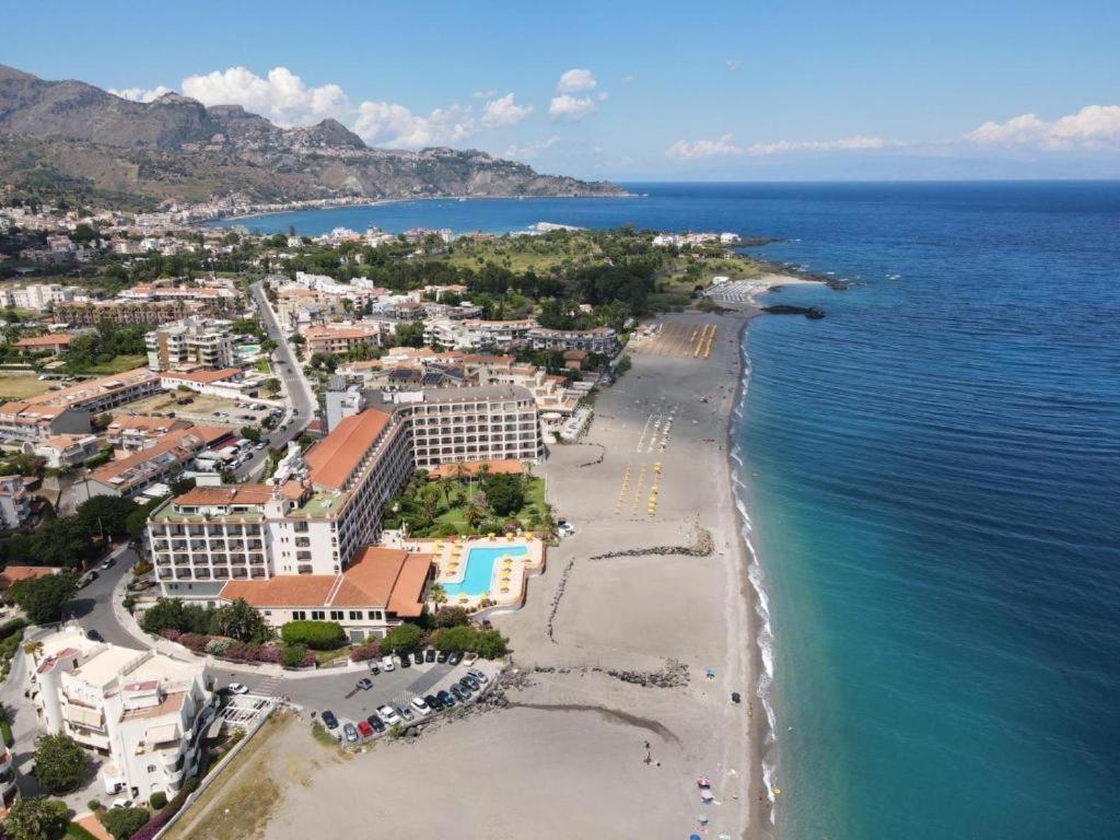 Naxos Glamour With Terrace, Parking And Etna View Apartment Giardini Naxos
